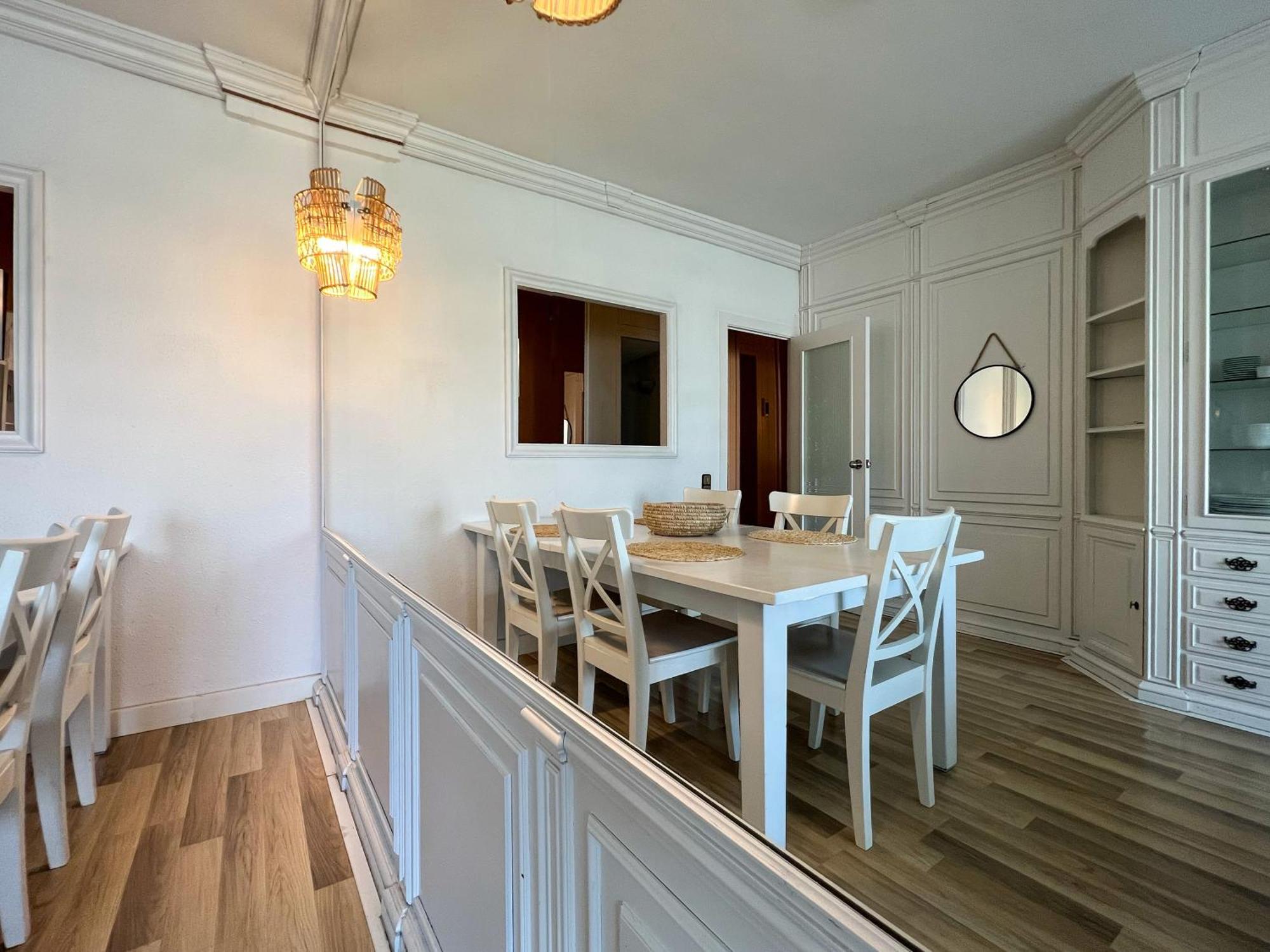 Stay U-Nique Apartments Sardenya II Барселона Екстериор снимка