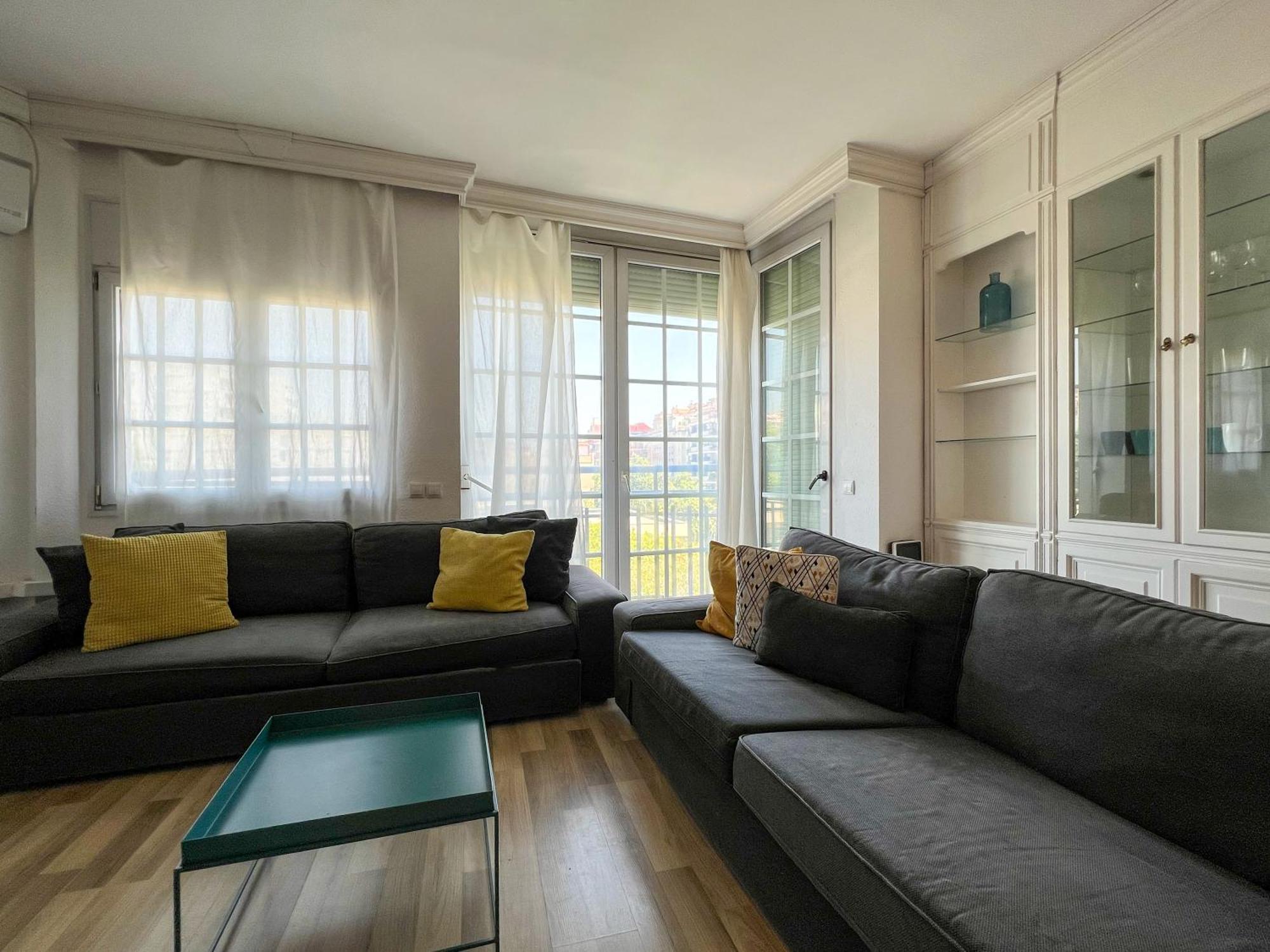 Stay U-Nique Apartments Sardenya II Барселона Екстериор снимка